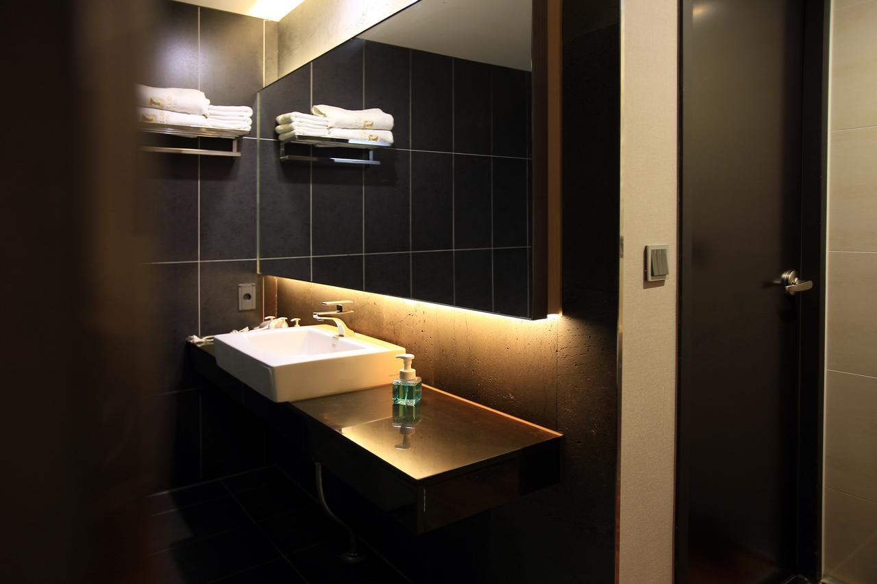 Suwon Top Cloud Hotel エクステリア 写真