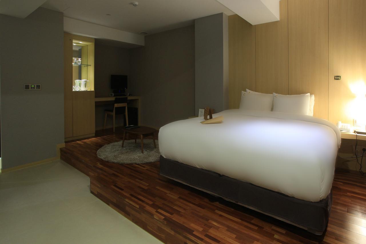 Suwon Top Cloud Hotel エクステリア 写真